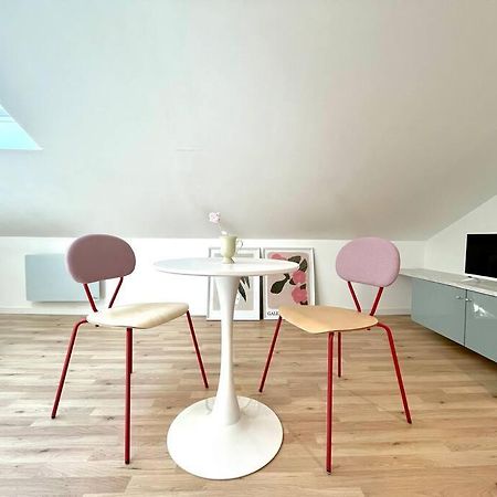 Studio Jade : Charmant Logement Place Clemenceau Apartment Pau Exterior photo